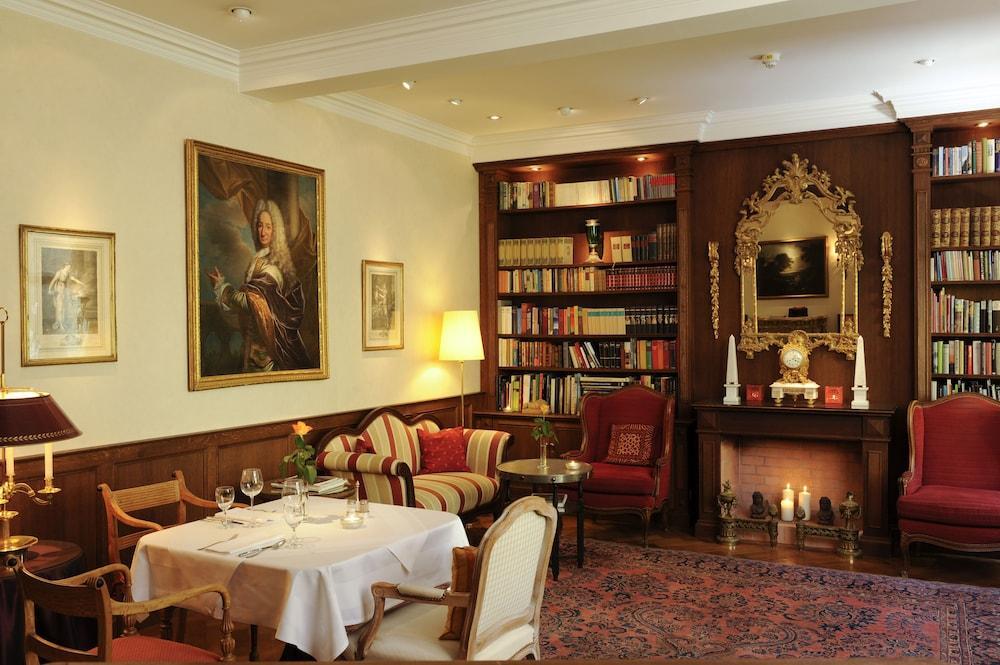 Boutique Splendid-dollmann 3* Munich